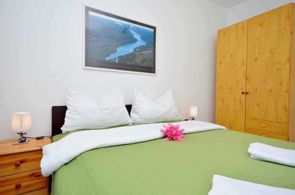 Apartments Danica Vodice Exterior photo